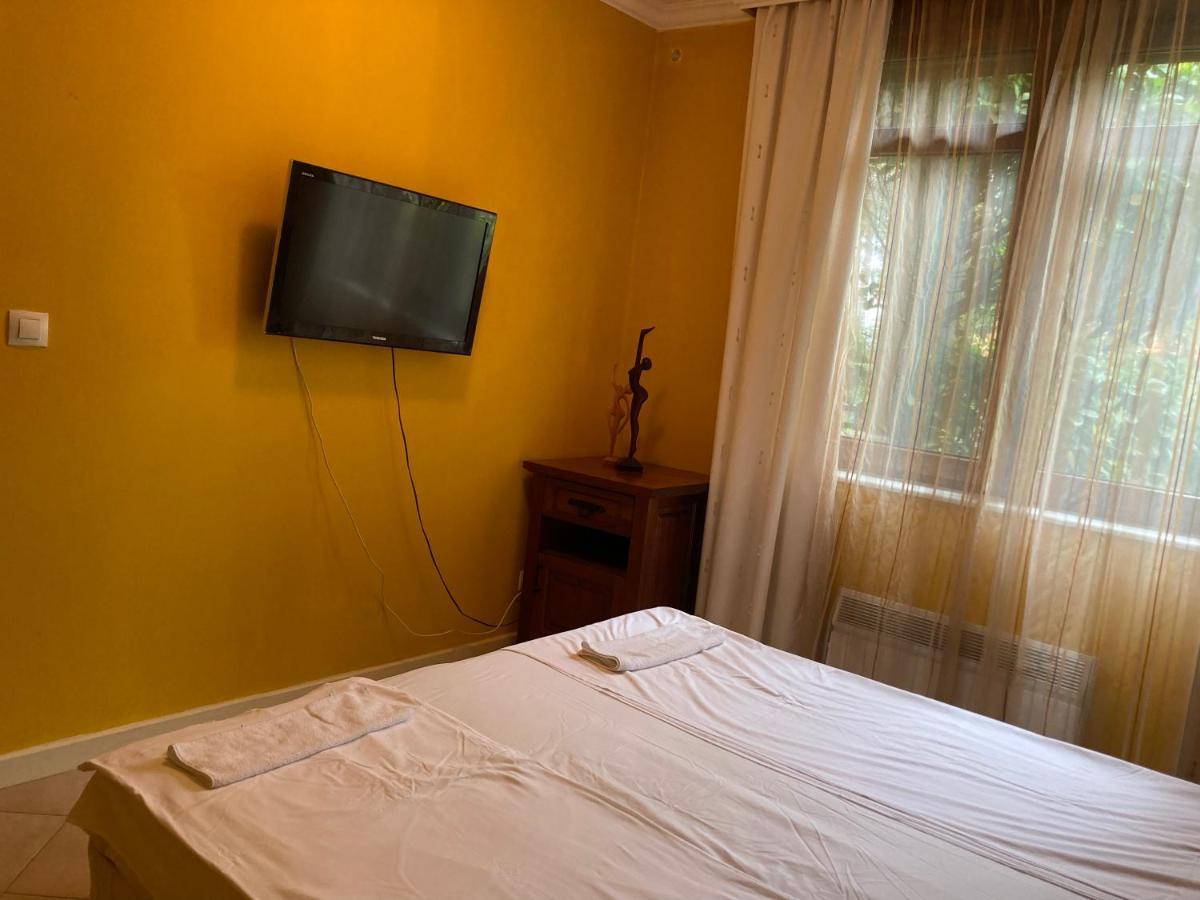 Lovely Apartment Santa Marina Созопол Екстериор снимка
